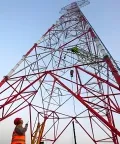 برج نقل الطاقة من الأنابيب الفولاذية